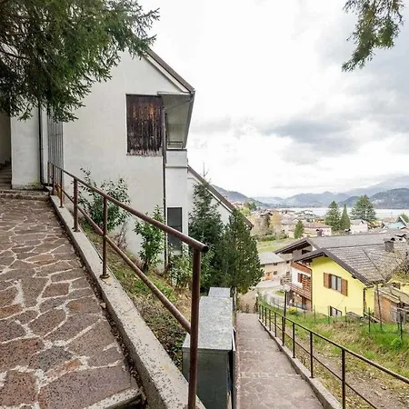 Casa Sul Fiume Ospitar Calceranica al Lago