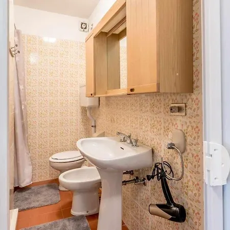 Apartment Casa Sul Fiume Ospitar Calceranica al Lago